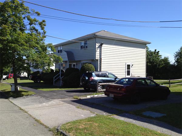 149 Wedgewood Road Worcester, MA 01602 - Photo 8 of 21 Gallery Image 8