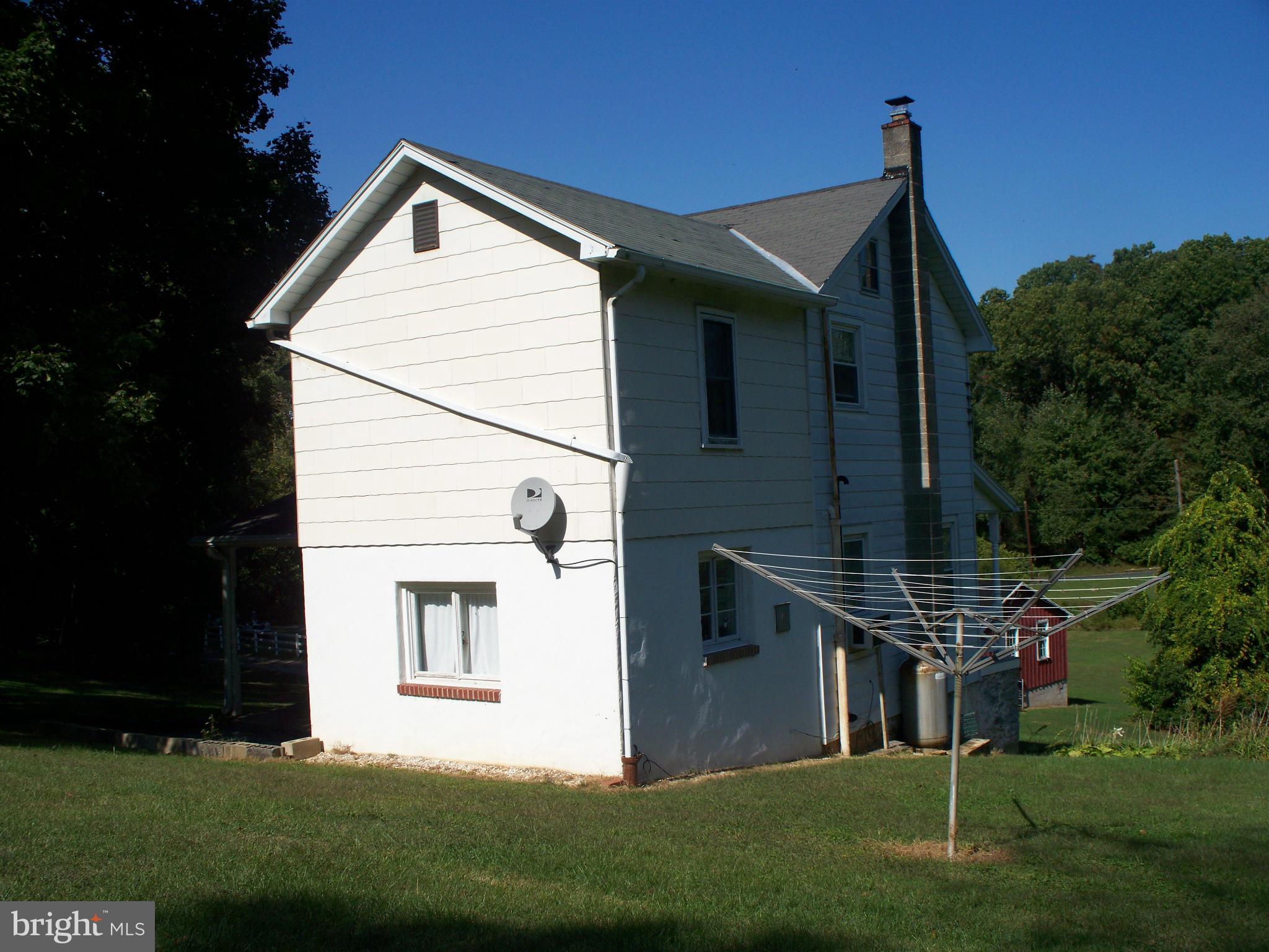 Exterior (Rear)