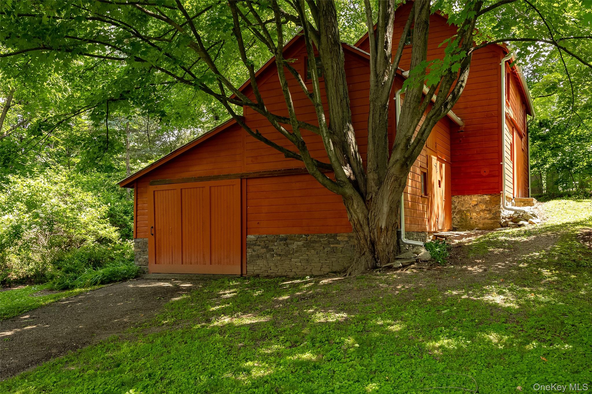 101 Co Rte 19 Hudson, NY 12534 - Photo 19 of 20 Spacious barn