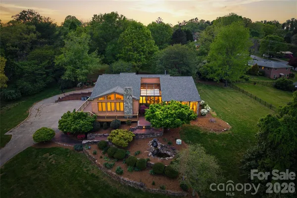 $874,900 | 213 Hospital Avenue, Lenoir, NC 28645