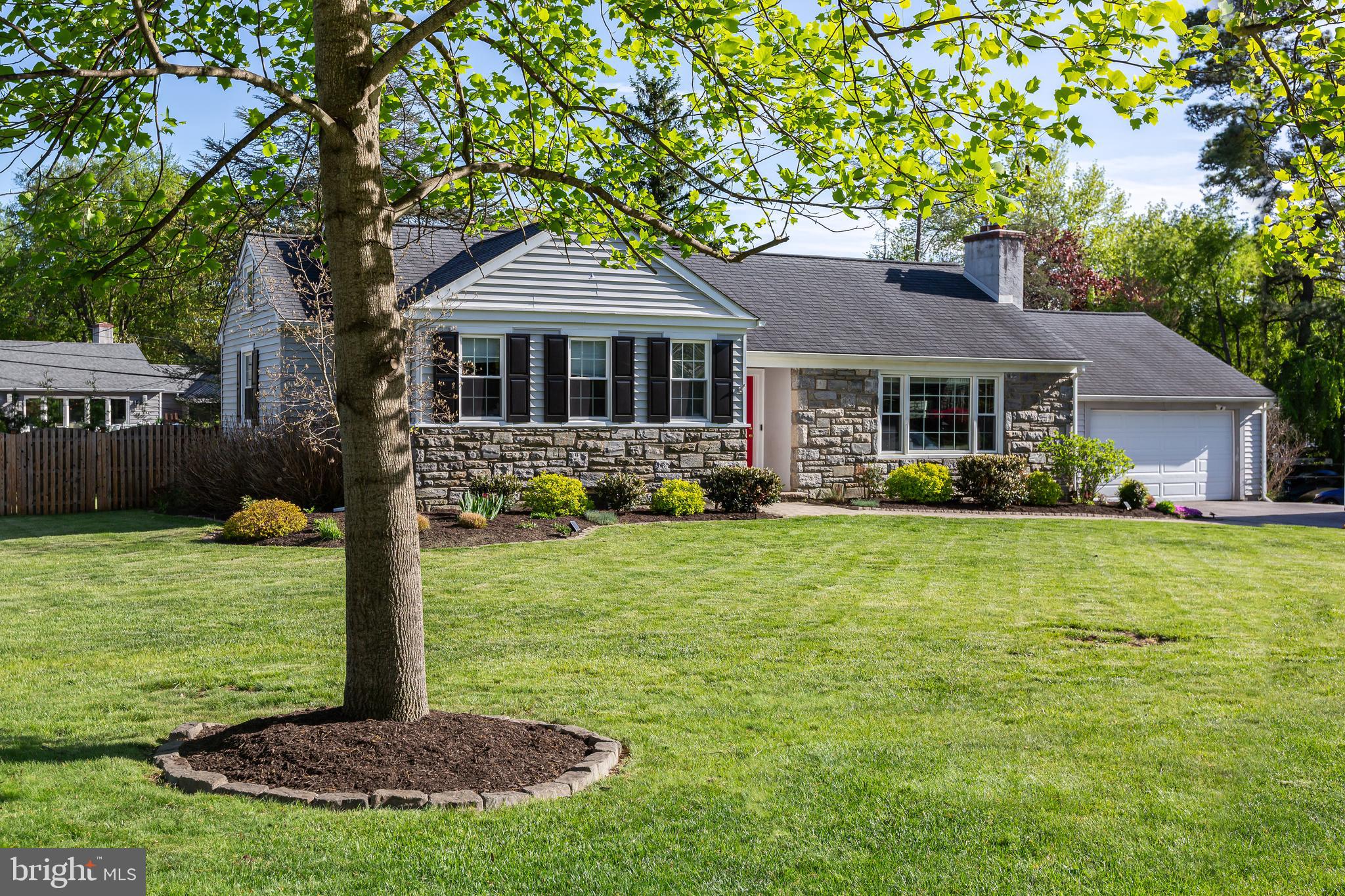 117 Hillside Road Wayne, PA 19087 - Photo 2 of 36 A Charming Ranch Home