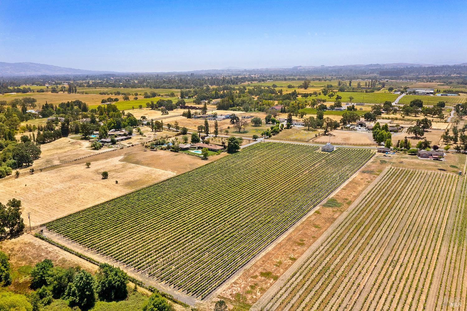 5505 Bravo Toro Lane Santa Rosa, CA 95401 - Photo 4 of 24