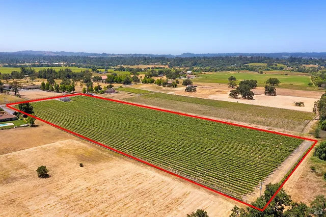 $1,195,000 | 5505 Bravo Toro Lane, Santa Rosa, CA 95401