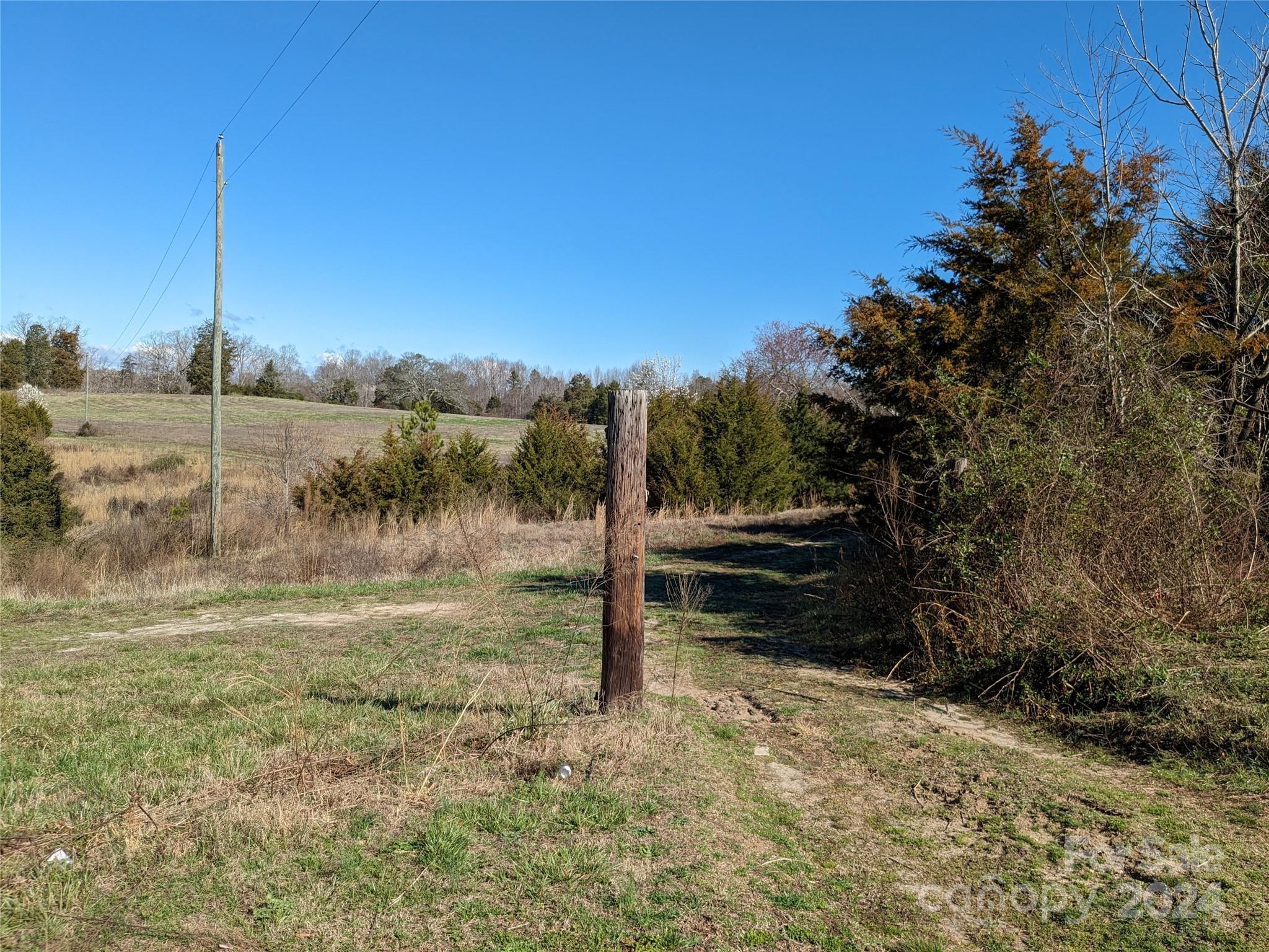 1225 Lavender Road Grover, NC 28073 - Photo 3 of 7 Gallery Image 3