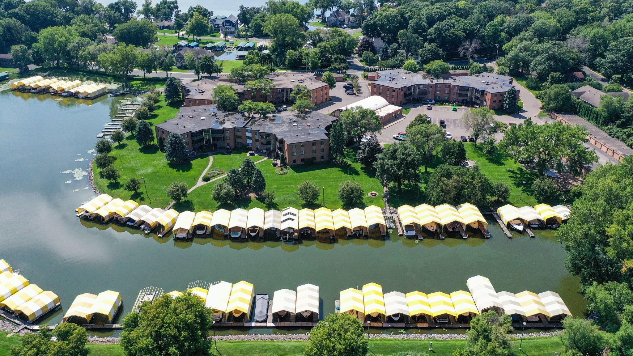 5440 3 Points Boulevard, Unit 536 Mound, MN 55364 - Photo 15 of 63