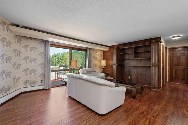 $349,900 | 5440 3 Points Boulevard, Unit 536, Mound, MN 55364