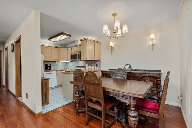 $349,900 | 5440 3 Points Boulevard, Unit 536, Mound, MN 55364