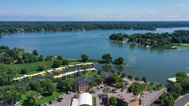 $349,900 | 5440 3 Points Boulevard, Unit 536, Mound, MN 55364