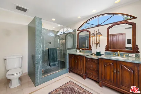 $3,995,000 | 2545 Roscomare Road, Los Angeles, CA 90077