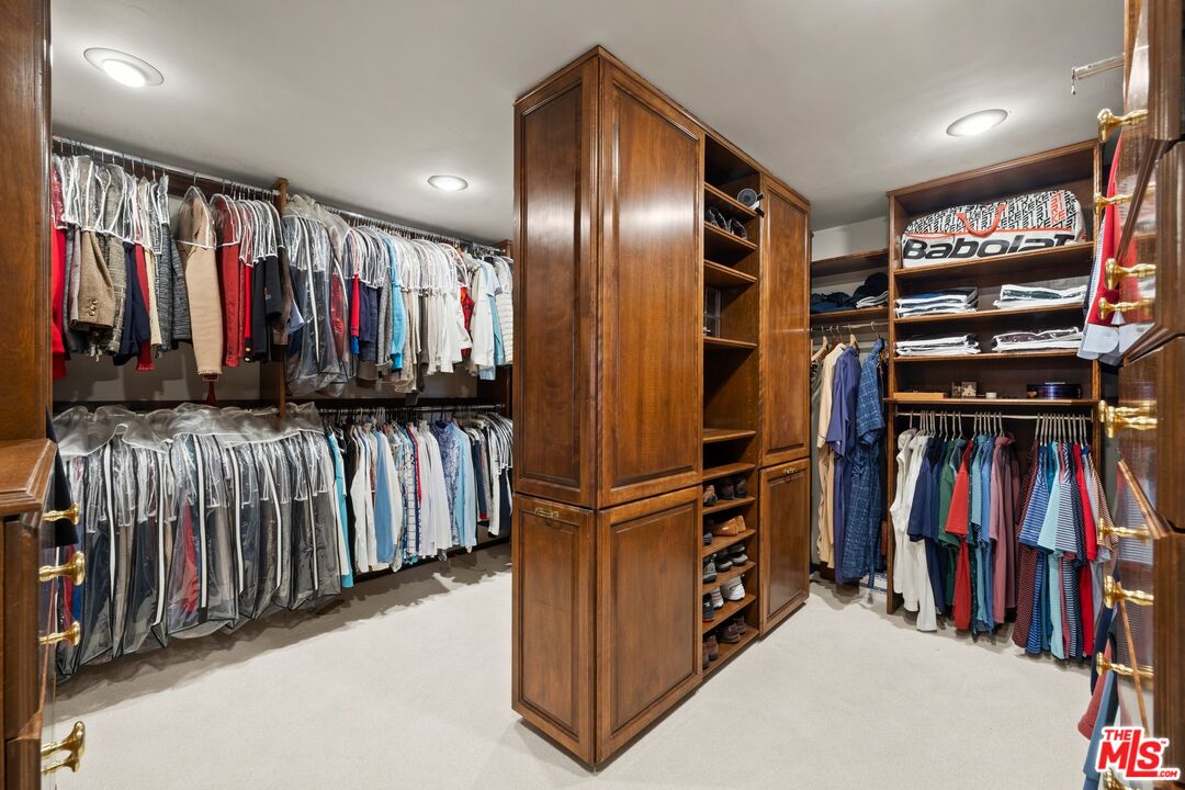 2545 Roscomare Road Los Angeles, CA 90077 - Photo 22 of 39