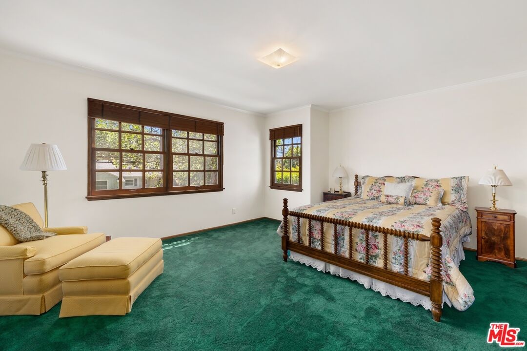 2545 Roscomare Road Los Angeles, CA 90077 - Photo 25 of 39