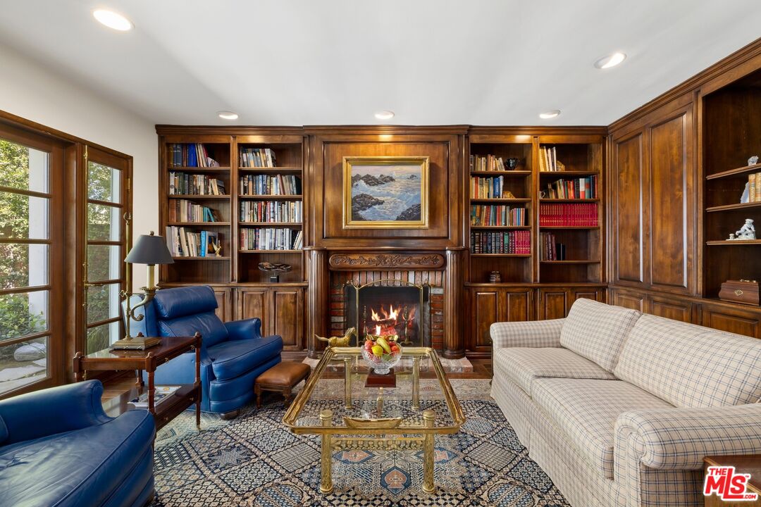 2545 Roscomare Road Los Angeles, CA 90077 - Photo 5 of 39