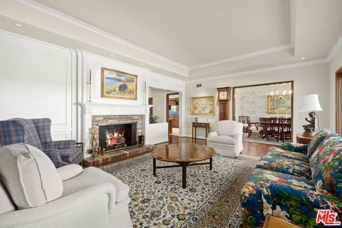 $3,995,000 | 2545 Roscomare Road, Los Angeles, CA 90077