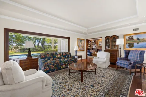 $3,995,000 | 2545 Roscomare Road, Los Angeles, CA 90077