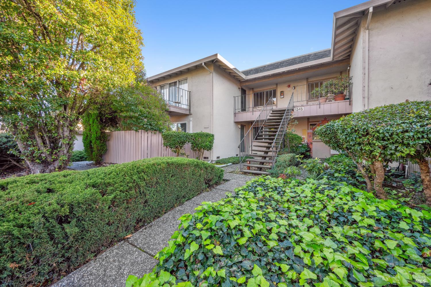 1345 Southwest Boulevard, Unit B Rohnert Park, CA 94928 - Photo 2 of 24