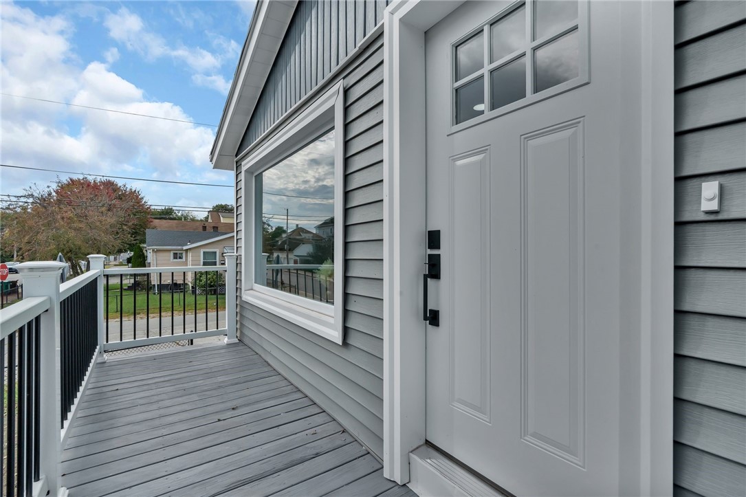 546 Robinson Street Woonsocket, RI 02895 - Photo 9 of 38 Gallery Image 9