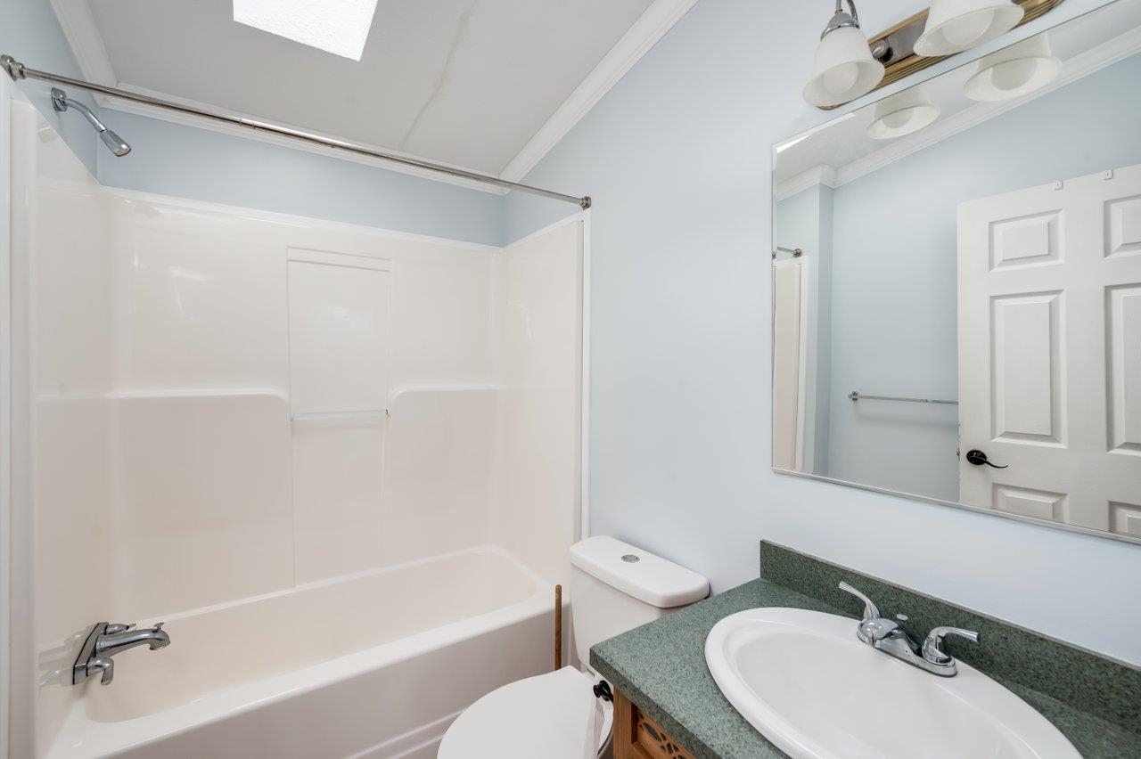 45 Seneca Street Rochester, NH 03867 - Photo 12 of 23