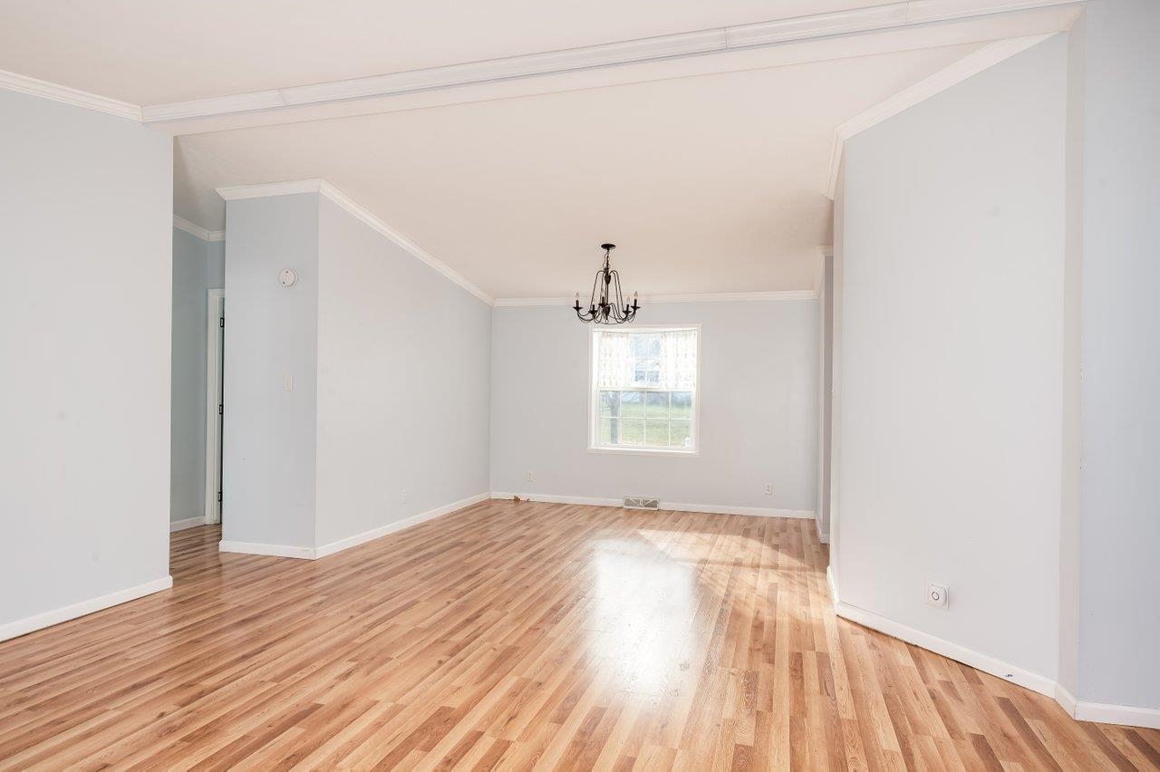 45 Seneca Street Rochester, NH 03867 - Photo 8 of 23