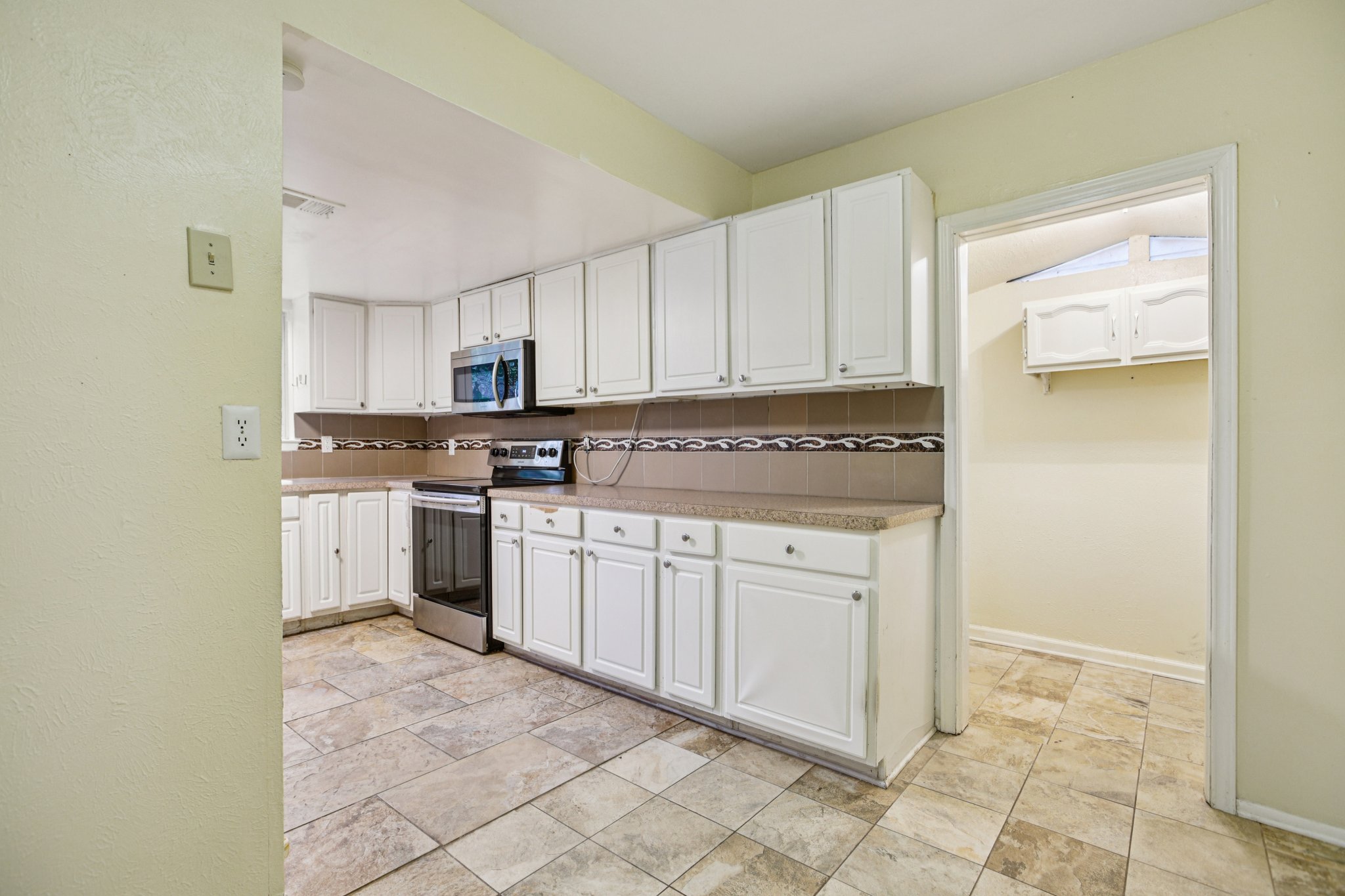 12019 Scribe Drive Austin, TX 78759 - Photo 5 of 36