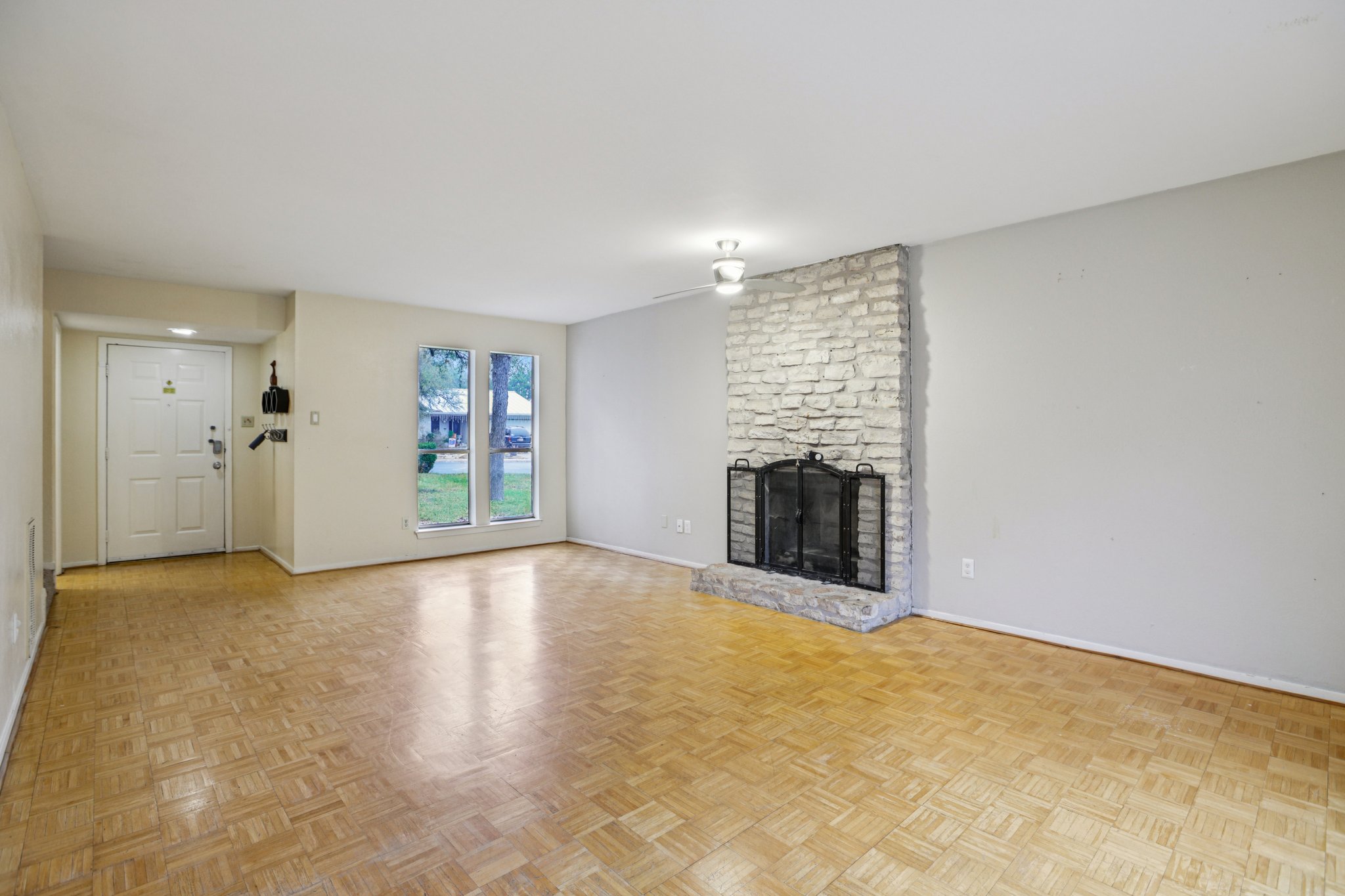 12019 Scribe Drive Austin, TX 78759 - Photo 10 of 36