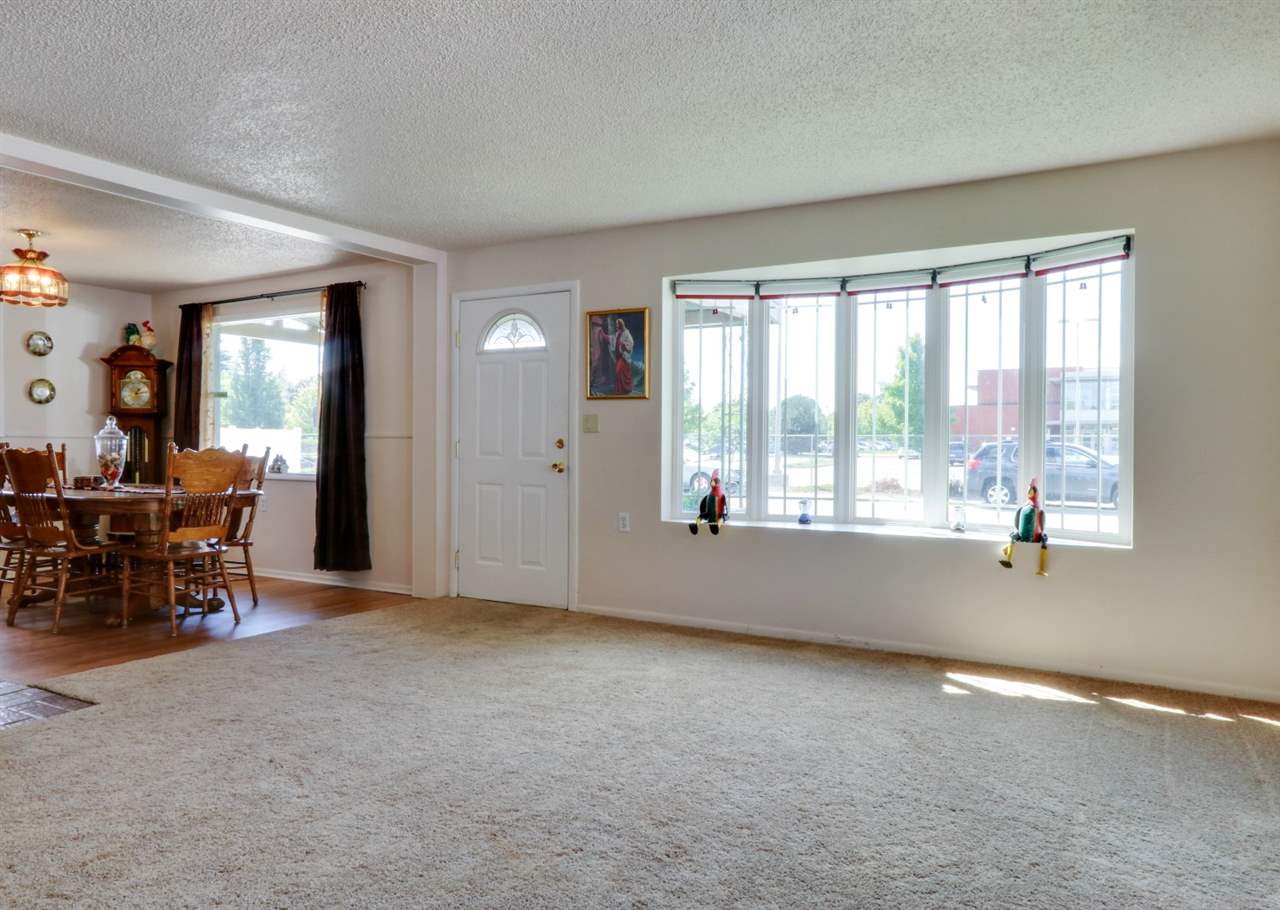 2814 North Bessie Road Millwood, WA 99212 - Photo 2 of 20 Gallery Image 2