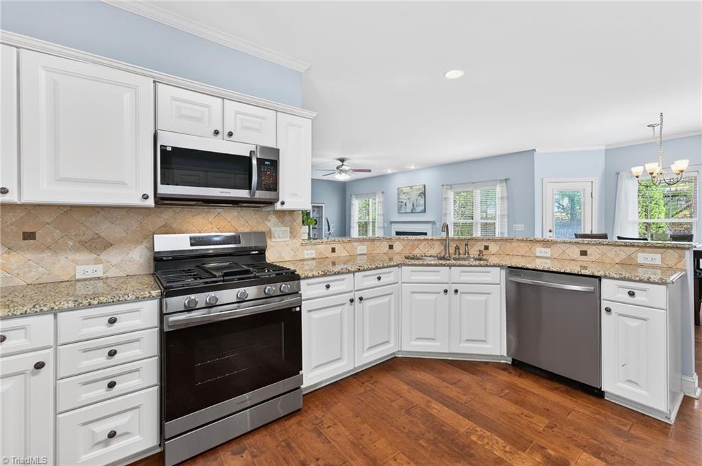 2989 Maple Branch Drive High Point, NC 27265 - Photo 14 of 41