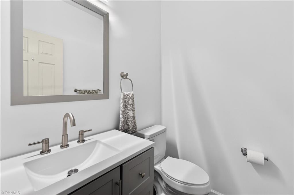 2989 Maple Branch Drive High Point, NC 27265 - Photo 16 of 41 Main Level Half Bath