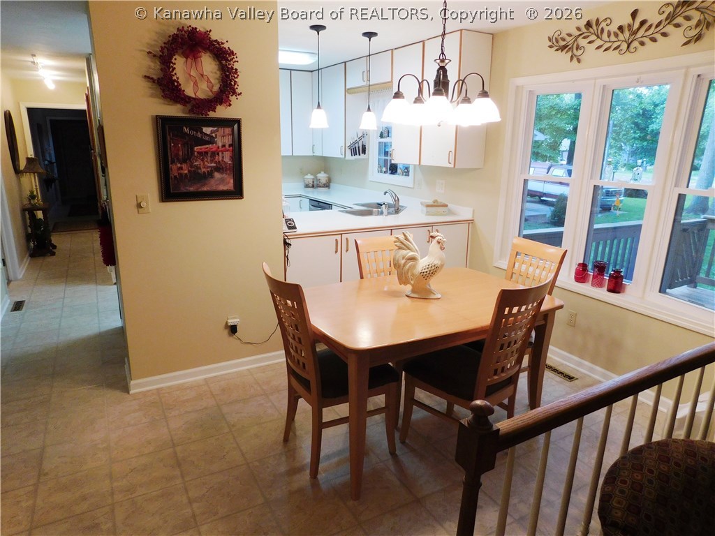 124 Poplar Point Estates Road Poca, WV 25159 - Photo 5 of 30 Gallery Image 5