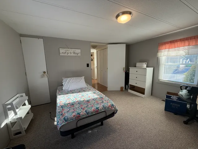 $139,900 | 10 Highland Drive, Thompson, CT 06262