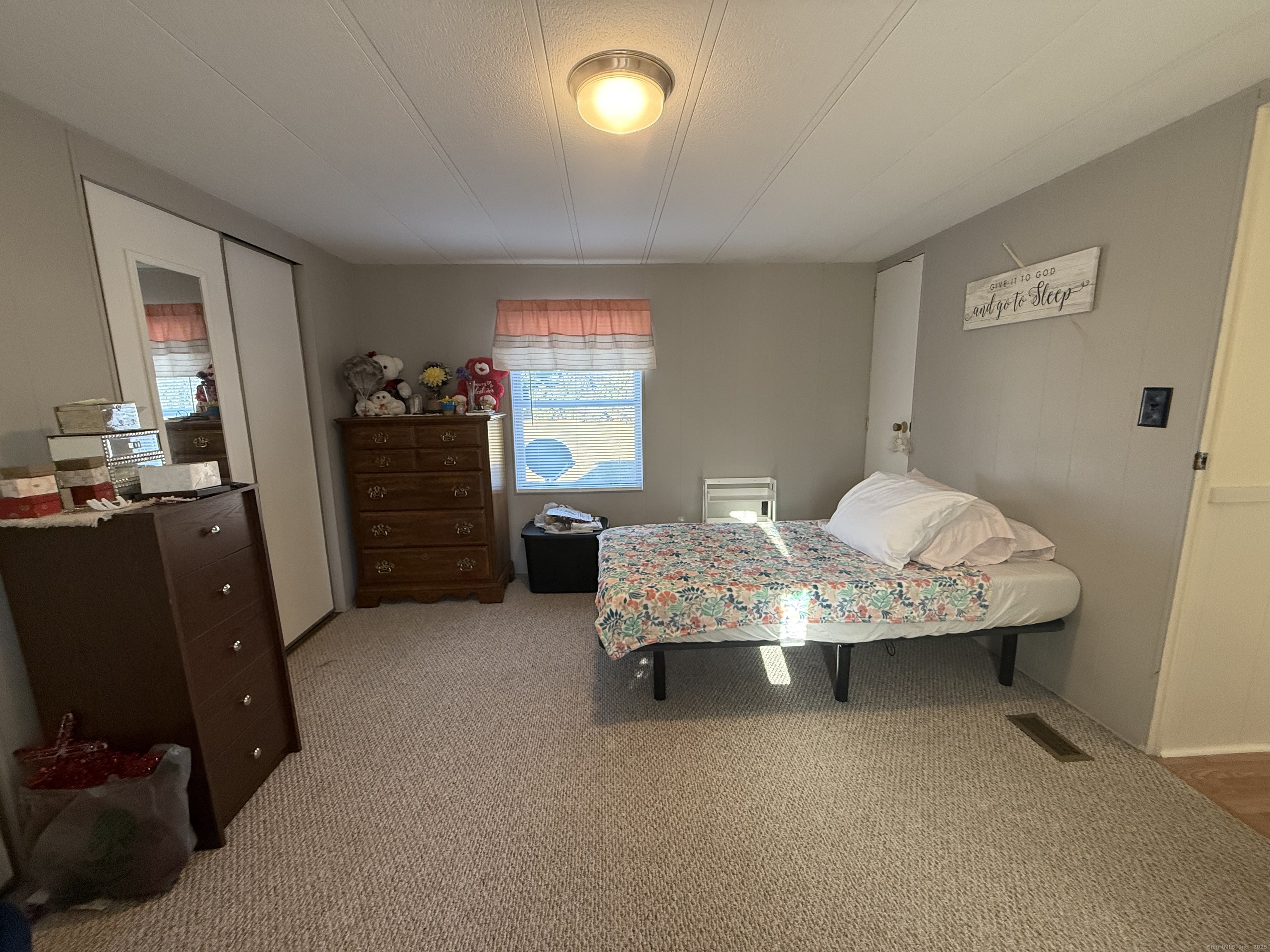 10 Highland Drive Thompson, CT 06262 - Photo 18 of 26