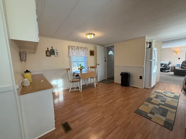 $139,900 | 10 Highland Drive, Thompson, CT 06262