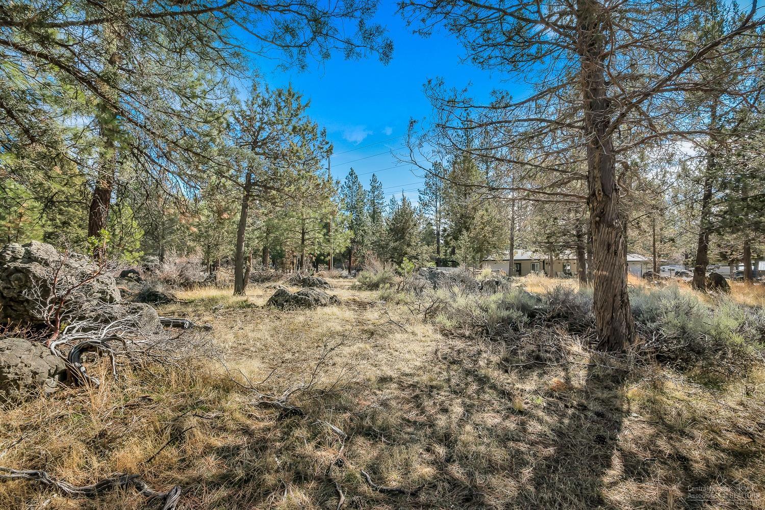 61655 Cedarwood Road Bend, OR 97702 - Photo 6 of 14 Additional Photo