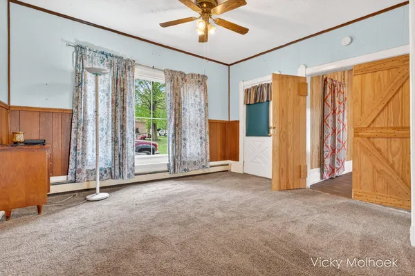 $199,900 | 521 West Court Street, Hastings, MI 49058