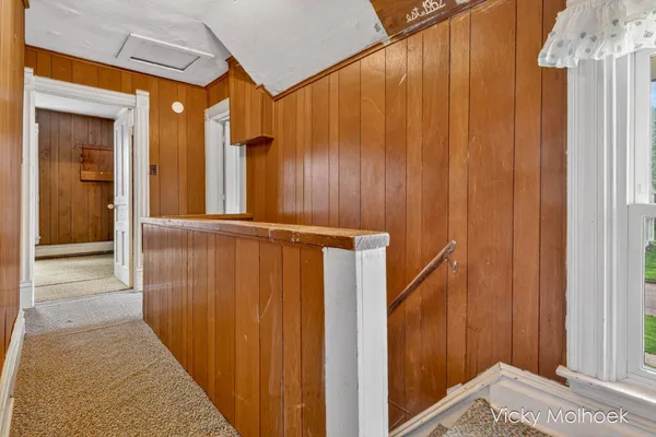 $199,900 | 521 West Court Street, Hastings, MI 49058
