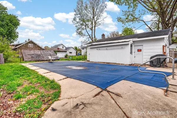 $199,900 | 521 West Court Street, Hastings, MI 49058