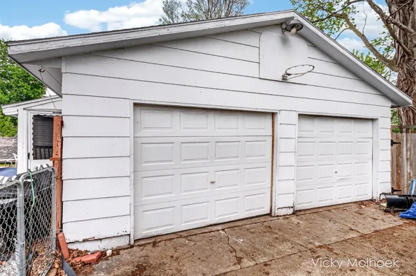 $199,900 | 521 West Court Street, Hastings, MI 49058