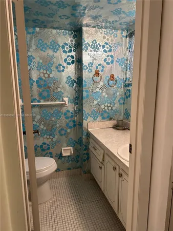 $1,650 | 410 Southeast 2nd Street, Unit 118, Hallandale Beach, FL 33009