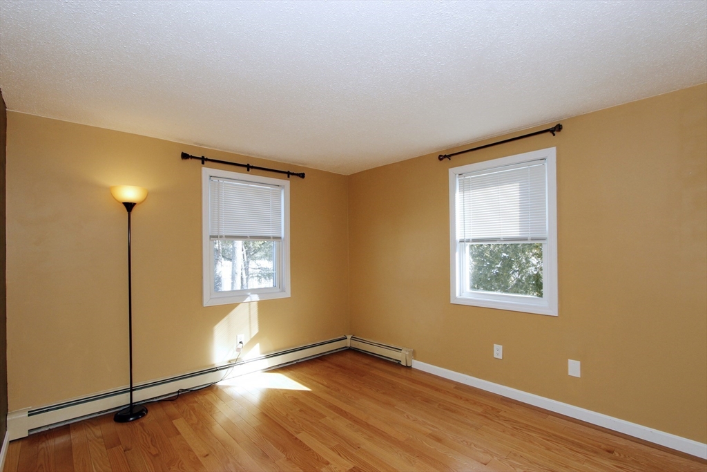 29 Wenonah Road Wareham, MA 02532 - Photo 19 of 30