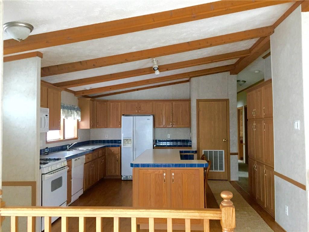 137 West Brewster Road Butler, PA 16001 - Photo 3 of 12