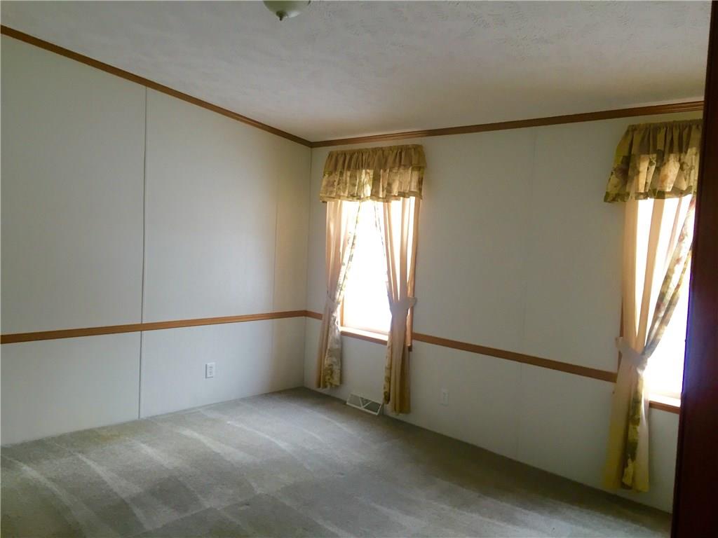 137 West Brewster Road Butler, PA 16001 - Photo 9 of 12