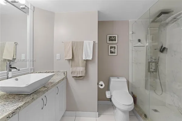 $2,500 | 1600 South Ocean Drive, Unit 17C, Hollywood, FL 33019