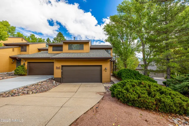 $639,000 | 2900 North Saddleback Way, Unit 9, Flagstaff, AZ 86004