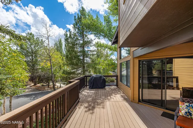 $639,000 | 2900 North Saddleback Way, Unit 9, Flagstaff, AZ 86004