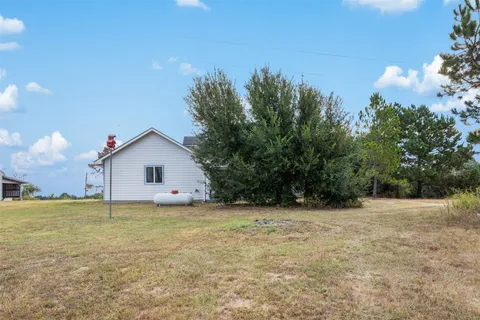 $879,000 | 1327 Kenney Hall Road, Brenham, TX 77833