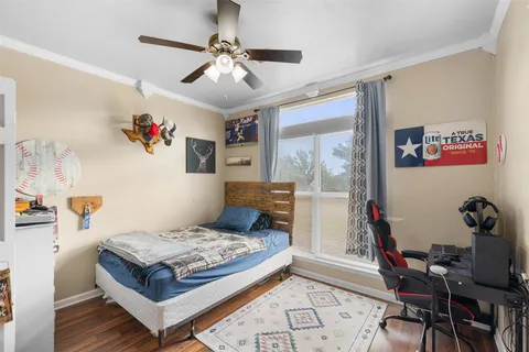 $879,000 | 1327 Kenney Hall Road, Brenham, TX 77833