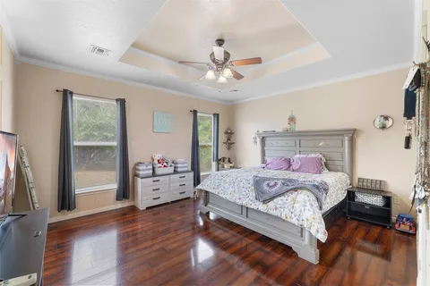 $879,000 | 1327 Kenney Hall Road, Brenham, TX 77833