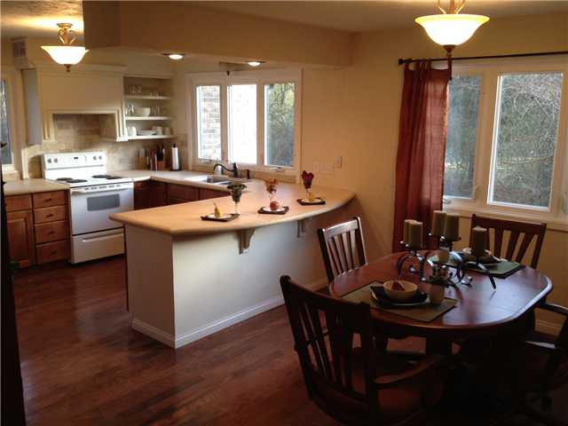10050 Fall Creek Road Indianapolis, IN 46256 - Photo 5 of 17 Gallery Image 5