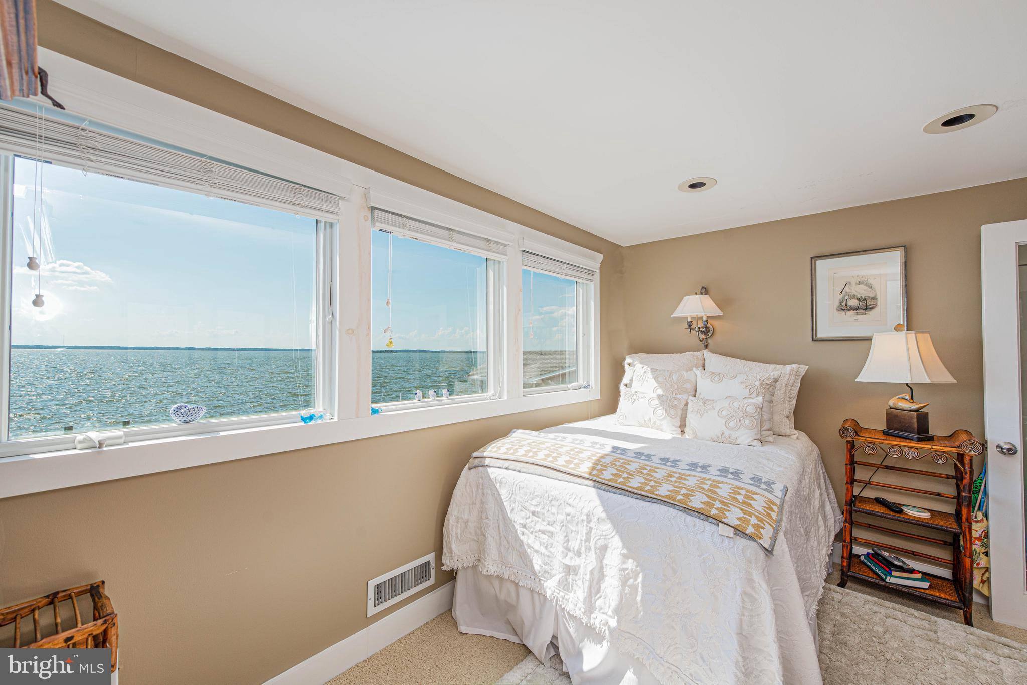 10607 Point Lookout Road Ocean City, MD 21842 - Photo 17 of 47 Gallery Image 17