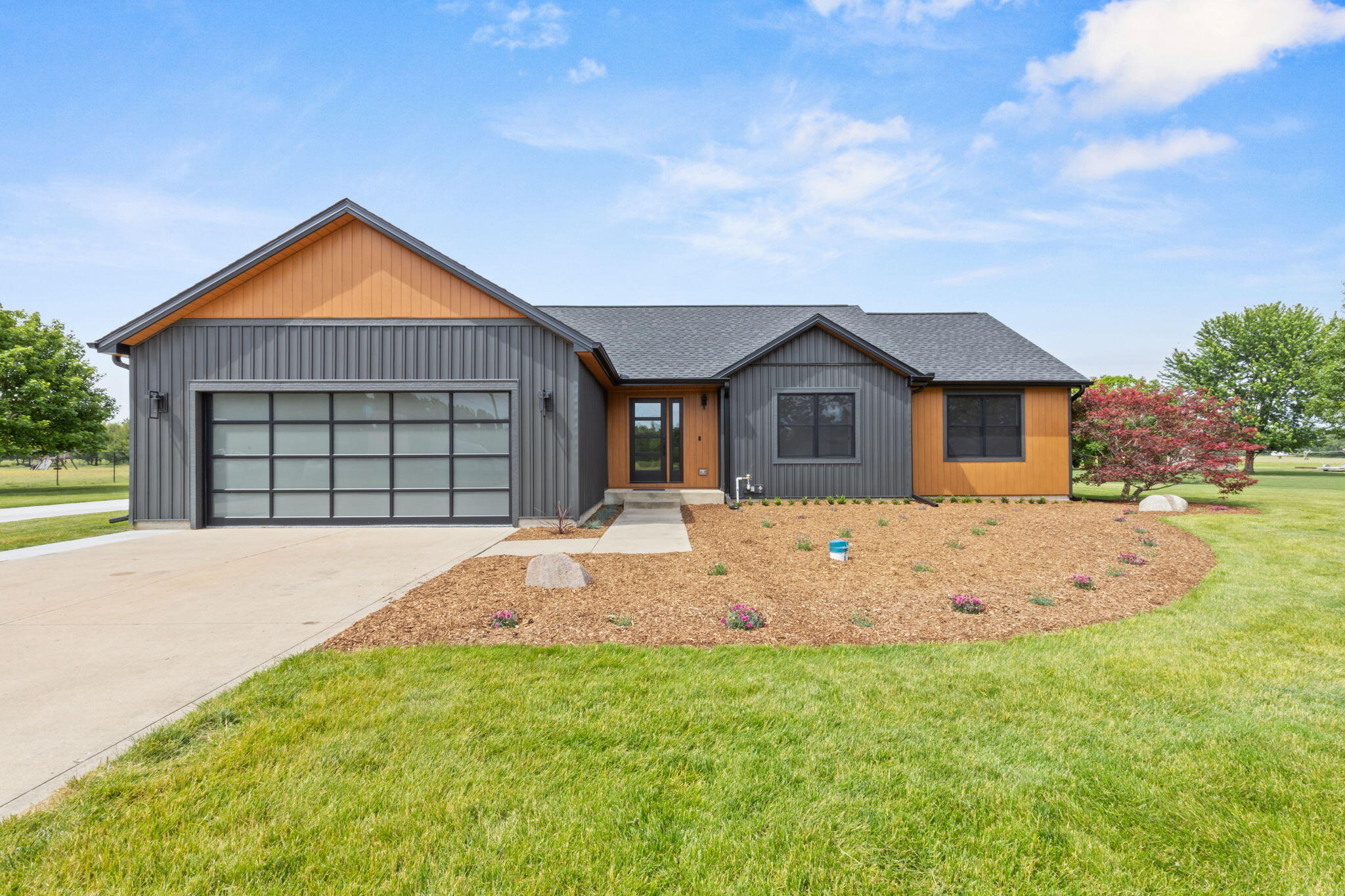 20872 State Line Road Edwardsburg, MI 49112 - Photo 1 of 46 30-web-or-mls-1-web-or-mls-986A4993