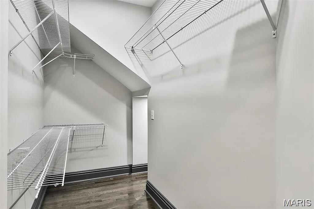 1916 South 12th Street St. Louis, MO 63104 - Photo 29 of 42